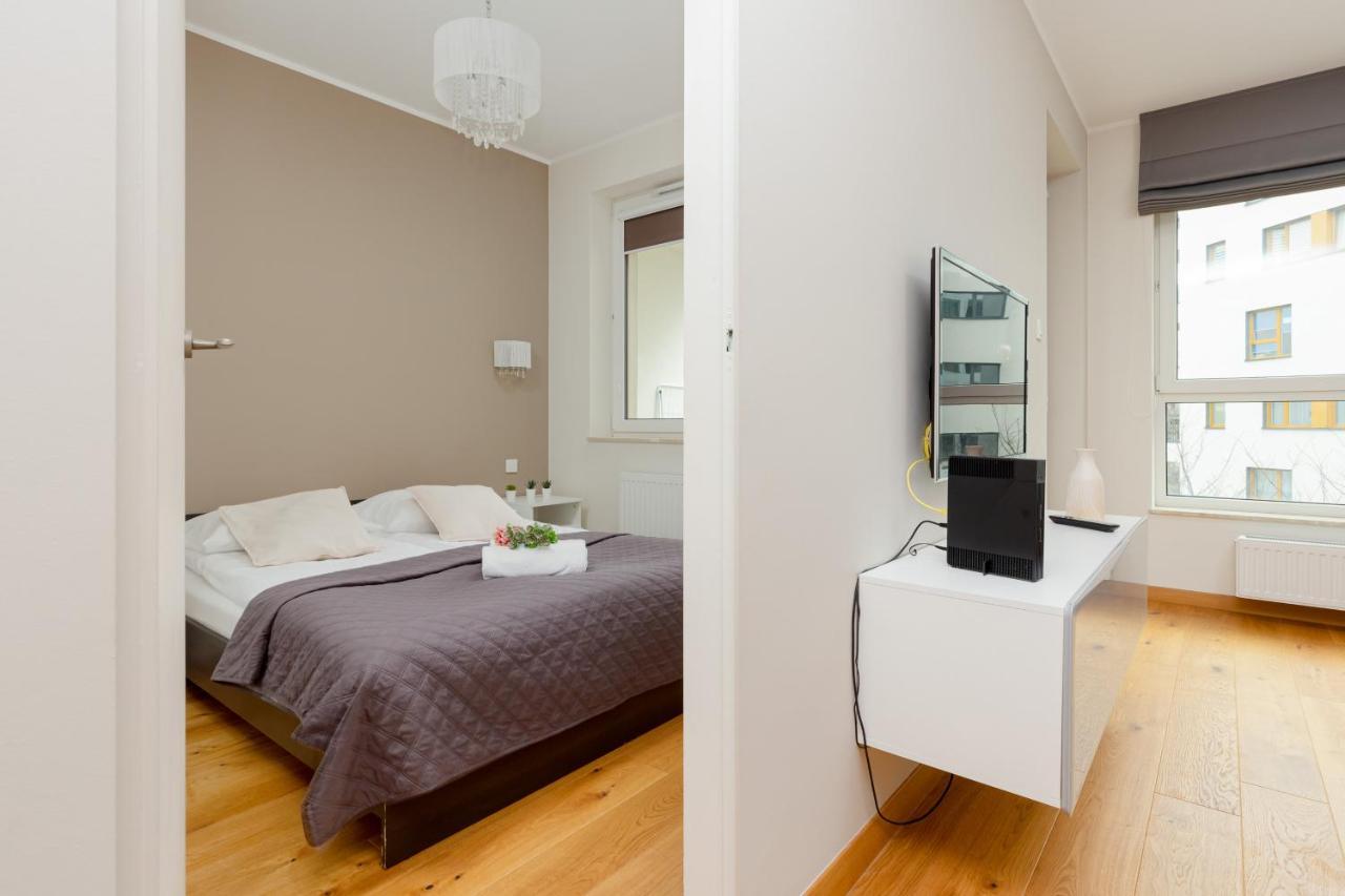 Kolorowy Goclaw Apartment By Noclegi Renters 华沙 外观 照片